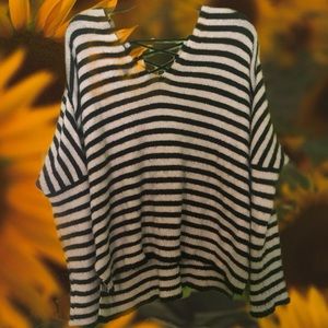 Super Soft Striped Sweater 💀🕷